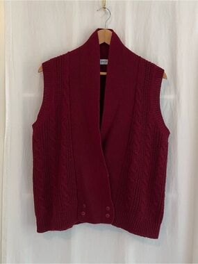 Shawl Collar Wool Blend Cable Knit Vest in Burgundy